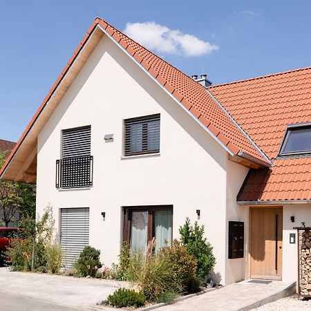 Ferienwohnung'Akazie' Mit Terrasse Auf Dem Bodanrueck Radolfzell am Bodensee Buitenkant foto